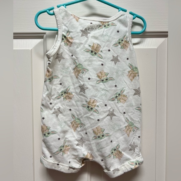 Star Wars Mandalorian Sleeveless Romper -18m - Picture 2 of 3